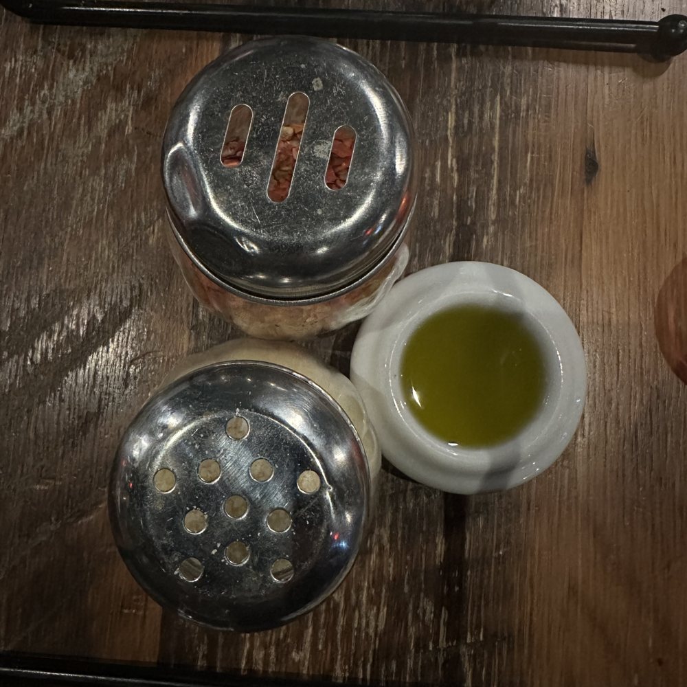 condiments condiments