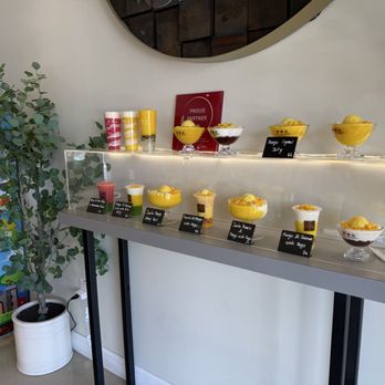 Hui Lau Shan - Desserts Near Me - Carrollton, Texas