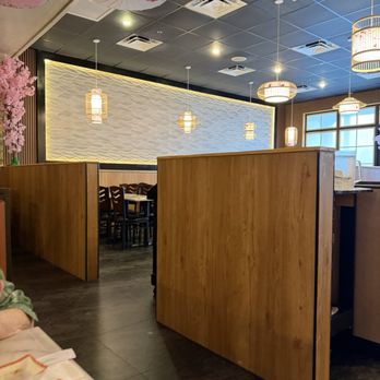 Umi Sushi - Dining area - Sushi Bars Near Me - Naples, Florida Umi Sushi - Dining area - Sushi Bars Near Me - Naples, Florida