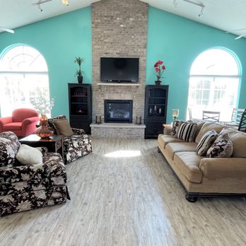 Hawthorne Properties - Resident Lounge - Apartments Near Me - Lafayette, Indiana Hawthorne Properties - Resident Lounge - Apartments Near Me - Lafayette, Indiana