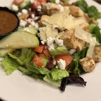 Danny Boy's- Broadview Heights - Bistro Salad - Pizza Near Me - Broadview Heights, Ohio Danny Boy's- Broadview Heights - Bistro Salad - Pizza Near Me - Broadview Heights, Ohio