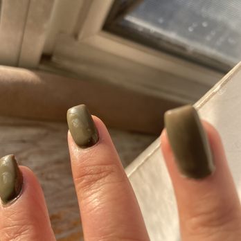 LaVi Nails - Air bubble nail :/ - Nail Salons Near Me - Paramus, New Jersey