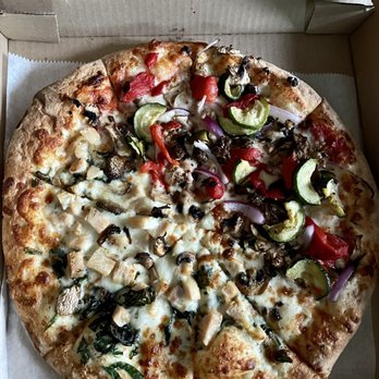 Papa Pizza Pie - Medium half Chicken Alfredo Pizza and half Roasted Veggies Pizza - roasted veggie side chicken alfredo - Pizza Near Me - Fullerton, California Papa Pizza Pie - Medium half Chicken Alfredo Pizza and half Roasted Veggies Pizza - roasted veggie side chicken alfredo - Pizza Near Me - Fullerton, California