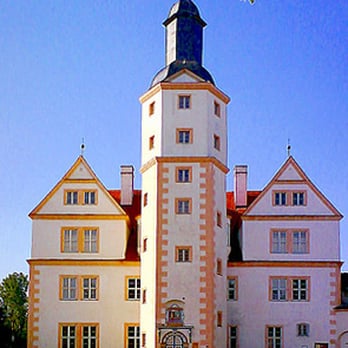 Schloss Demerthin - Museums Near Me - Demerthin, BB