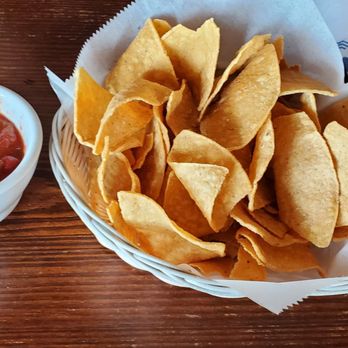 Jose Tejas - Chips and salsa - Cajun/Creole Near Me - Iselin, New Jersey