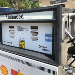 Bhirdo's by the Bay - $3.899/gal for regular, and matching the cheapest price anywhere in Door County, circa July 2022.  Unheard of for a Shell, ha!