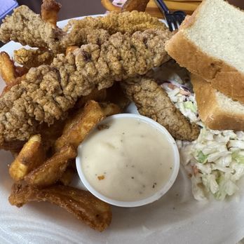 Daisy Dukes BBQ - Barbeque Near Me - Caldwell, Texas