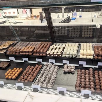 Läderach chocolatier suisse - Chocolate display - Chocolatiers & Shops Near Me - Santa Clara, California Läderach chocolatier suisse - Chocolate display - Chocolatiers & Shops Near Me - Santa Clara, California