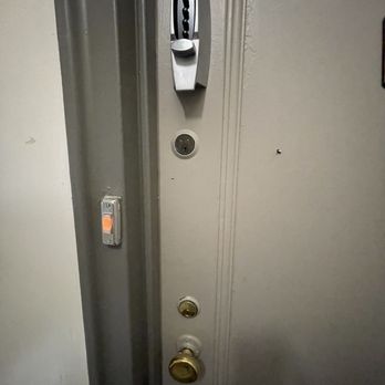 Logiq Locksmith - Kaba code lock
(Deadbolt) - Keys & Locksmiths Near Me Logiq Locksmith - Kaba code lock
(Deadbolt) - Keys & Locksmiths Near Me