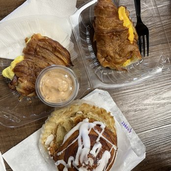 Blue Mug Coffee & Tea - Croissant Sandwich + chipotle aioli, Cinnamon Roll - Coffee & Tea Near Me - Escondido, California