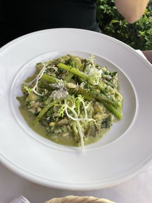 TRIO RESTAURANT by null