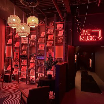 Turntable - Music Venues Near Me - Indianapolis, Indiana