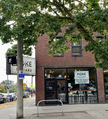Poke Square Ballard by null