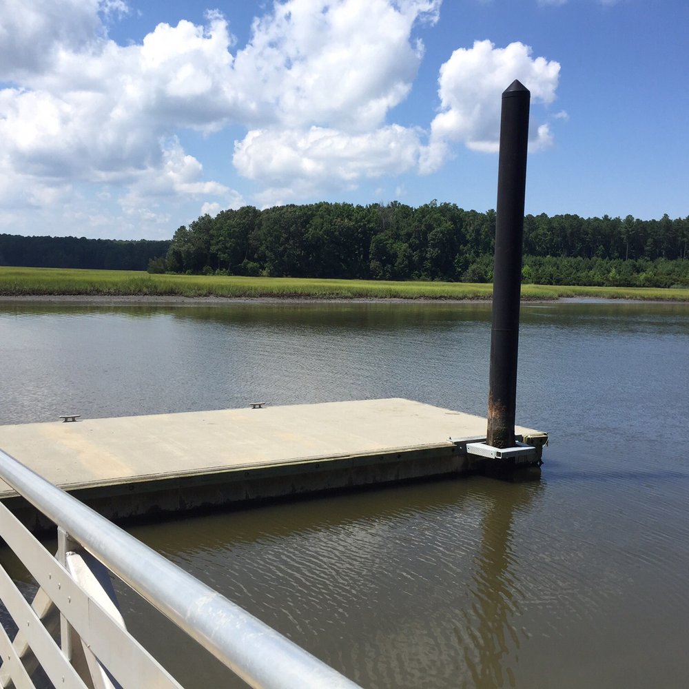 New Quarter Park - Floating dock - Parks Near Me - Williamsburg, Virginia
