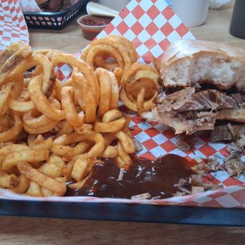 Mulligan's BBQ - American Near Me - Meriden, Kansas Mulligan's BBQ - American Near Me - Meriden, Kansas