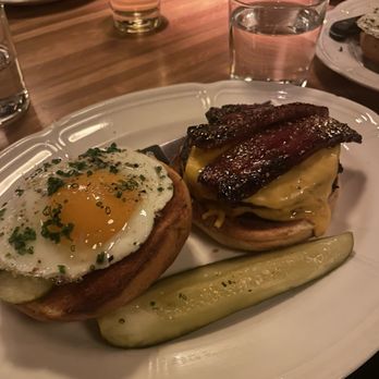 Au Cheval - Single Cheeseburger - Bars Near Me - Chicago, Illinois