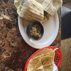 Taste of Vegas - Chicken fajita burrito