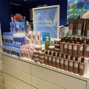 Bath & Body Works - Cosmetics & Beauty Supply Near Me - Arcadia, California Bath & Body Works - Cosmetics & Beauty Supply Near Me - Arcadia, California