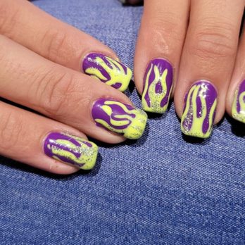 Peninsula Nails Spa - Nail Salons Near Me - Rolling Hills Estates, California