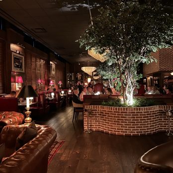 The Belmont - Inside - Steakhouses Near Me - Naperville, Illinois The Belmont - Inside - Steakhouses Near Me - Naperville, Illinois