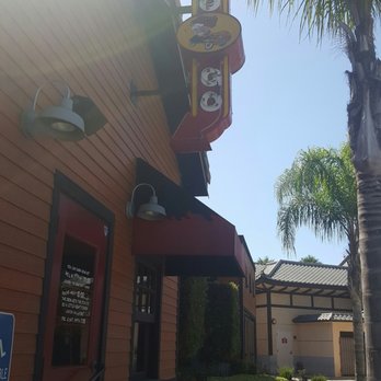 Famous Daves - Barbeque Near Me - Long Beach, California Famous Daves - Barbeque Near Me - Long Beach, California