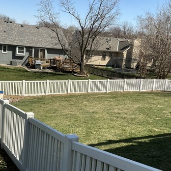 Delgado Monterrey Construction - Fence vinil - Fences & Gates Near Me - Omaha, Nebraska Delgado Monterrey Construction - Fence vinil - Fences & Gates Near Me - Omaha, Nebraska