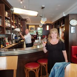 Les Vieilles Vignes - Perfect French cafe located near Eiffel Tower, but far away enough to be filled with business people. Dry rose was perfect