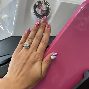 Pink + White Nail Studio - Nail designs - Nail Salons Near Me - Springfield, Missouri