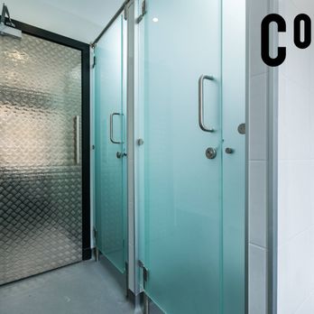 CoDE Pod Hostels - THE LoFT - Bathroom - Hostels Near Me - Edinburgh, EDH