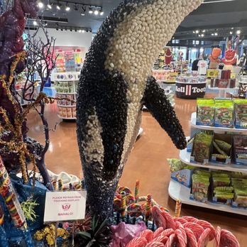 IT'SUGAR - Candy Stores Near Me - Honolulu, Hawaii