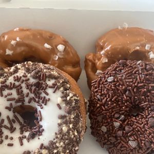 KNAPP’S DONUT SHOP - Updated January 2025 - 70 Photos & 65 Reviews ...