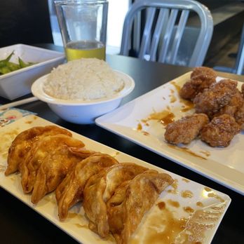 Bonchon Natomas - Potstickers, rice, chicken - Korean Near Me - Sacramento, California