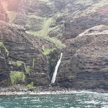 Na Pali Experience - Waterfall - Boating Near Me - Kekaha, Hawaii Na Pali Experience - Waterfall - Boating Near Me - Kekaha, Hawaii