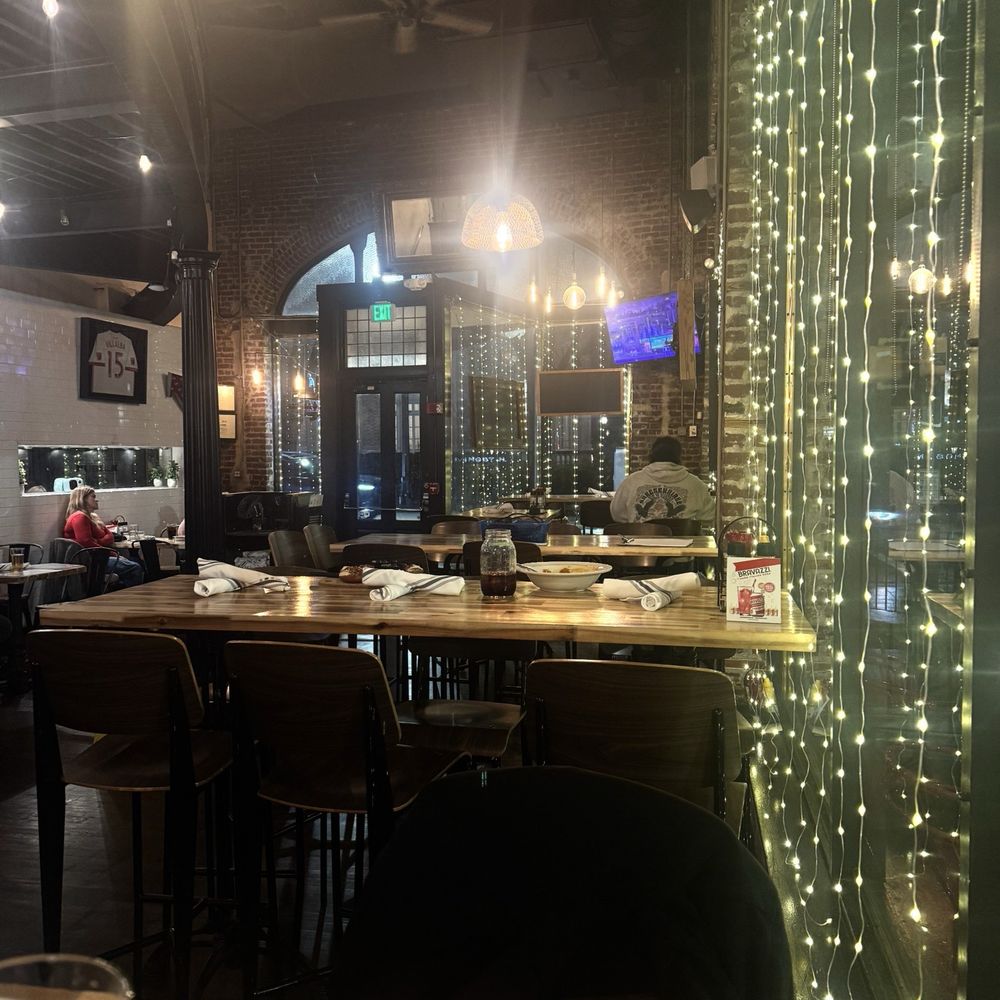 Publik Draft House - Inside - Pubs Near Me - Atlanta, Georgia Publik Draft House - Inside - Pubs Near Me - Atlanta, Georgia