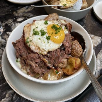 Nettare - Short rib "poutine" - Cocktail Bars Near Me - Chicago, Illinois Nettare - Short rib "poutine" - Cocktail Bars Near Me - Chicago, Illinois
