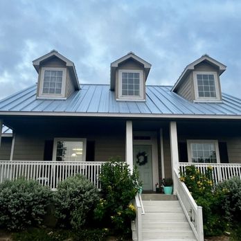 Summit Roofing - New roof, front - Roofing Near Me - Round Rock, Texas Summit Roofing - New roof, front - Roofing Near Me - Round Rock, Texas