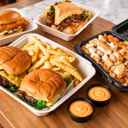 Cluckies Hot Chicken