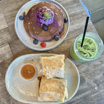 Blue Whale - Ube Pancakes, Big Wave Burrito, and Kyoto Matcha Latte - Cafes Near Me - La Jolla, California Blue Whale - Ube Pancakes, Big Wave Burrito, and Kyoto Matcha Latte - Cafes Near Me - La Jolla, California