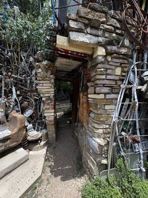 Cathedral of Junk by null