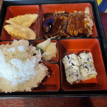 Sumo Hibachi & Sushi - Bento box - Sushi Bars Near Me - Lexington, Kentucky