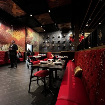 P.F. Chang's - View of the rear dining area. - Chinese Near Me - Atlanta, Georgia P.F. Chang's - View of the rear dining area. - Chinese Near Me - Atlanta, Georgia