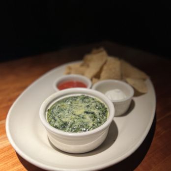 Hillstone Restaurant - Spinach & Artichoke Dip (~$24) - New American Near Me - New York, New York Hillstone Restaurant - Spinach & Artichoke Dip (~$24) - New American Near Me - New York, New York