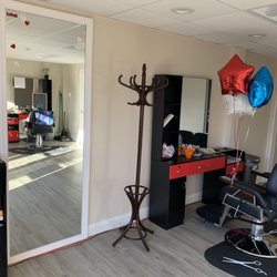 NewMan Barber Shop - Another available beautiful station waiting for his or her worker
