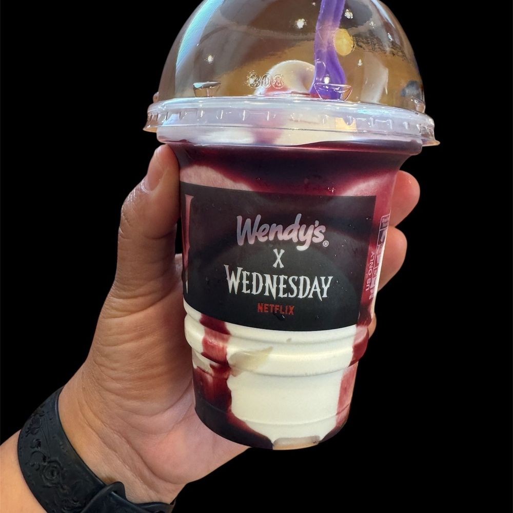 Wendy's - Vanilla Frosty - Fast Food Near Me - Cypress, California