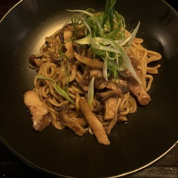 Blasteran - Garlic noodles with mushrooms - Asian Fusion Near Me - Culver City, California