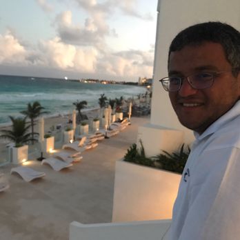 Óleo - The hotel was beautiful around sunset! - Hotels Near Me - Cancún, ROO Óleo - The hotel was beautiful around sunset! - Hotels Near Me - Cancún, ROO