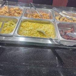 Ming Buffet & Sushi - Mac n cheese and egg drop soup