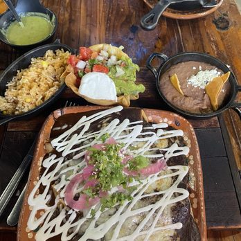 Limon Con Chile - Mole - Mexican Near Me - Odessa, Texas