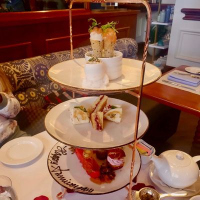 Rowes Wharf Sea Grille by null