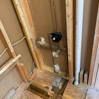 Root Rooter Drain Cleaning & Plumbing Company - Removed tub for new tub to be installed - Plumbing Near Me Root Rooter Drain Cleaning & Plumbing Company - Removed tub for new tub to be installed - Plumbing Near Me